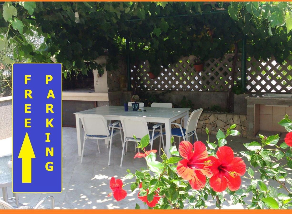 Apartments Iris Korcula Town Exterior photo