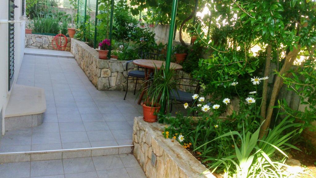 Apartments Iris Korcula Town Exterior photo