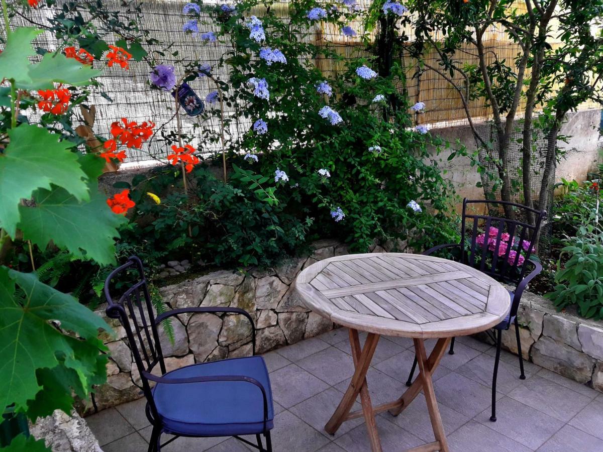 Apartments Iris Korcula Town Exterior photo