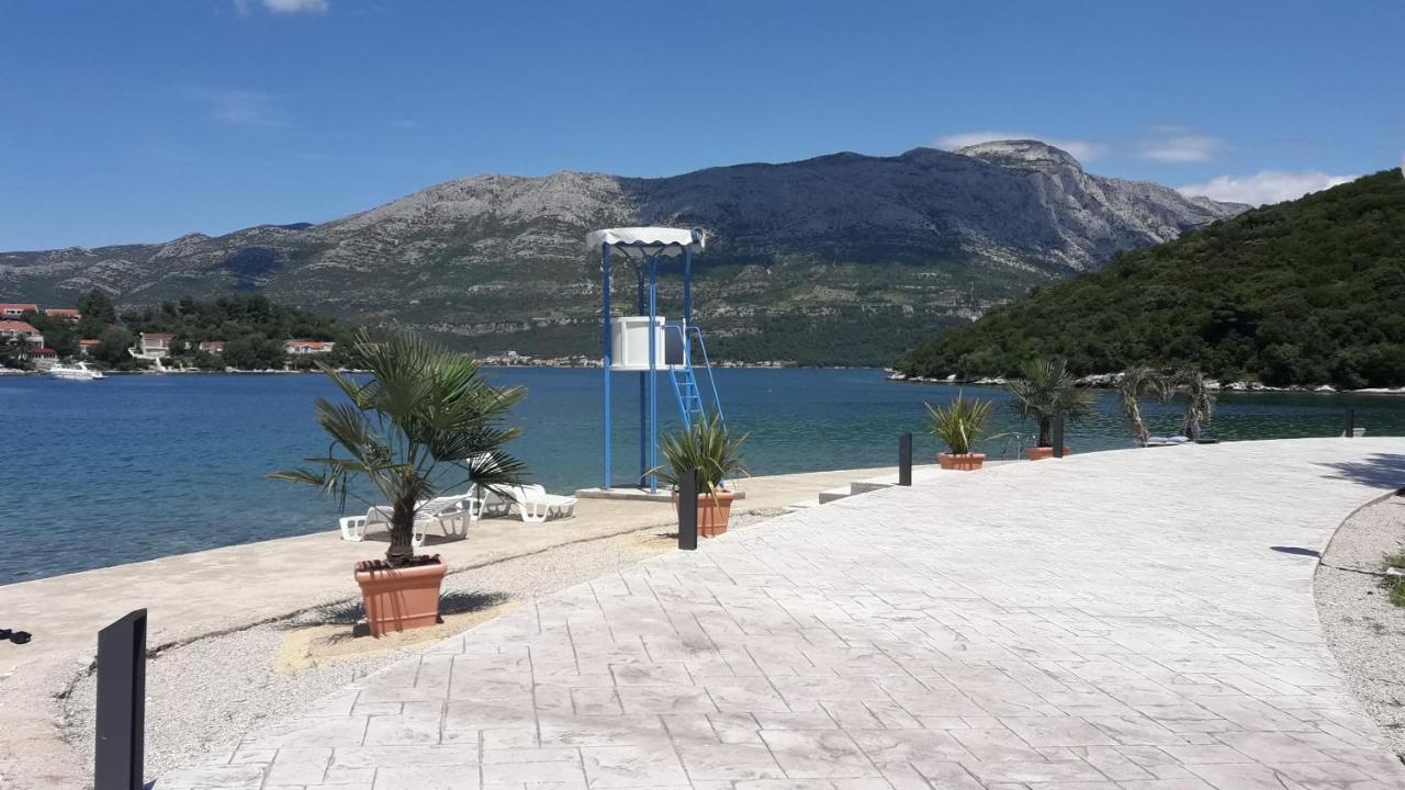 Apartments Iris Korcula Town Exterior photo