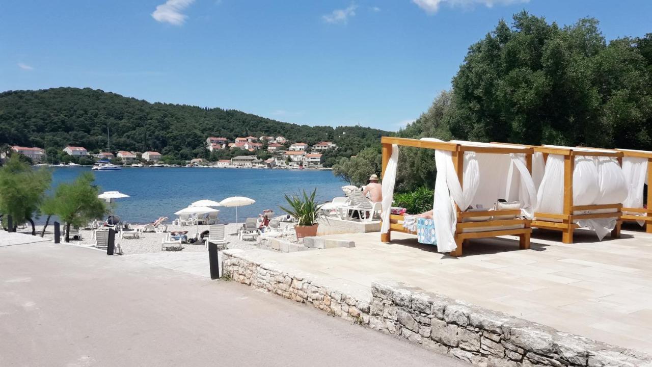 Apartments Iris Korcula Town Exterior photo
